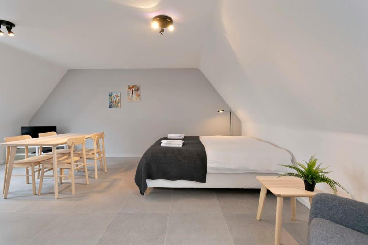 Huswell - Cozy And Roomy Studio With A Homely Feel De Haan Bagian luar foto